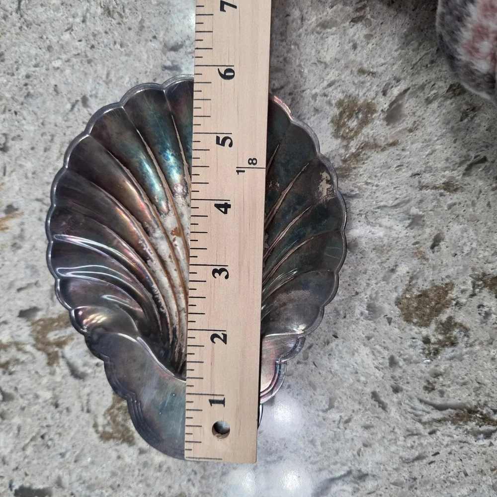 International Silver Company Shell Dish Silver‎ Plate Footed Trinket Tray 676